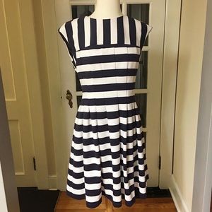 Vince Camuto Navy & White Dress - Size 12
